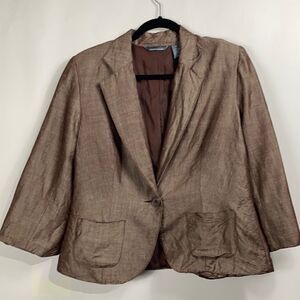 Hilliard & Hanson Burgundy Short Blazer size:10